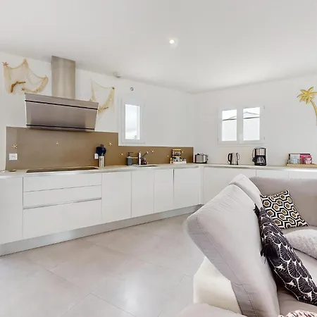 Nyaraló 3 Bedroom In *