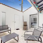 Nice Home In La Tremblade With Wifi *